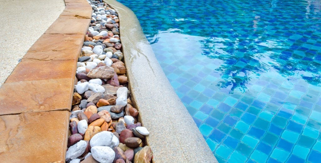 Customizing Your Pool with Hardscape