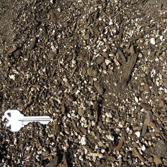 Super Chet's Mix 25% Topsoil, Aged Sawdust, Old Fine Bark, Compost & Pumice (AKA Chet's Mix)